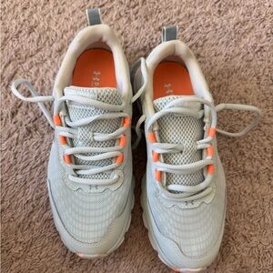 Under Armour Athletic Shoes in Light Gray and Orange